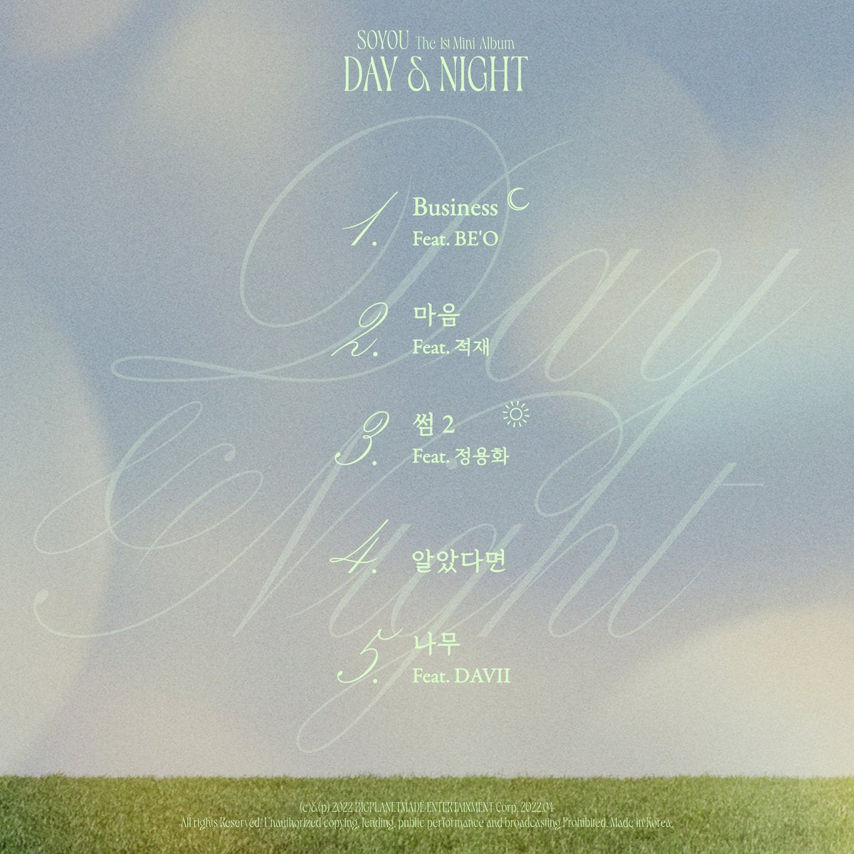 SOYOU 1ST MINI ALBUM - DAY & NIGHT