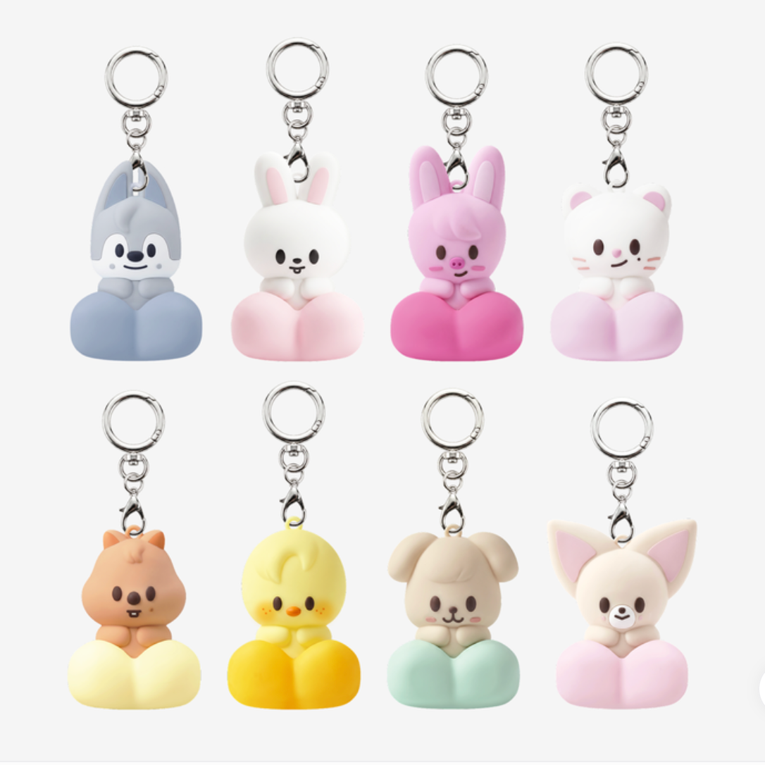STRAY KIDS WORLD TOUR [RUN IT SEOUL] OFFICIAL MD - 13. SECRET CLICKER KEYRING (PRE-ORDER)