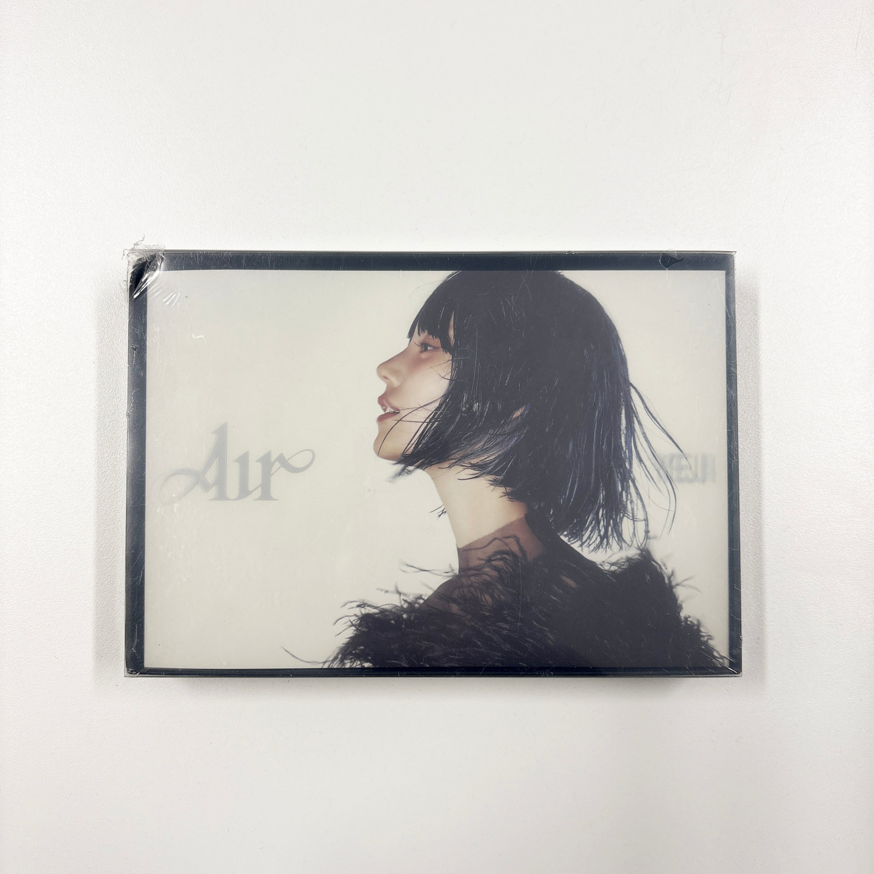 YEJI 1ST MINI ALBUM - AIR (MYSTERY BOX VER.) [SECOND CHANCE] - 01