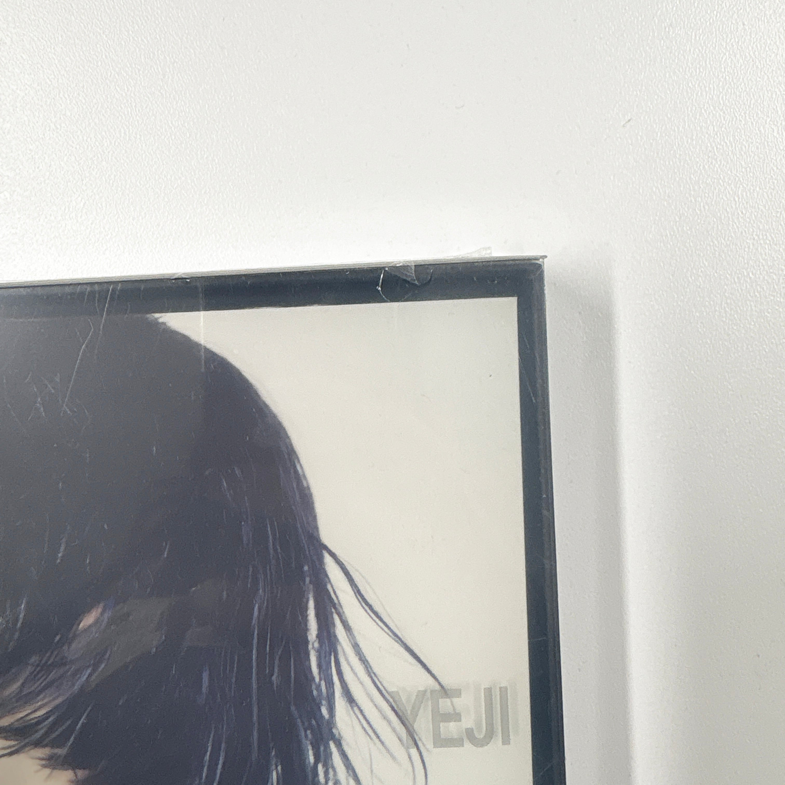 YEJI 1ST MINI ALBUM - AIR (MYSTERY BOX VER.) [SECOND CHANCE] - 01