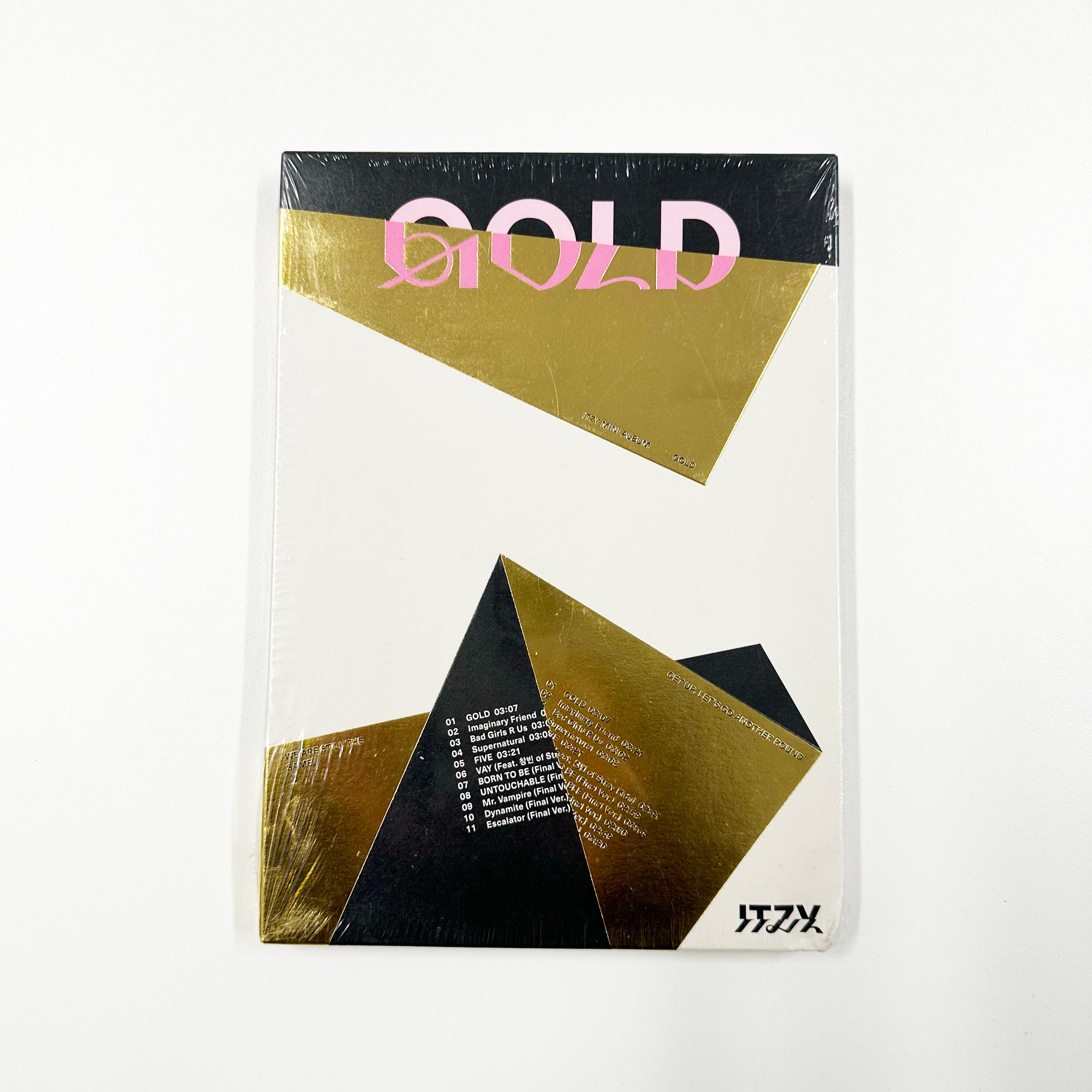 ITZY ALBUM - GOLD (STANDARD VER.) [SECOND CHANCE] - 01