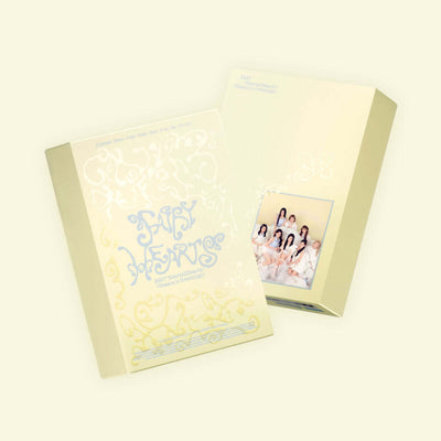 HEARTS2HEARTS 2027 SEASON'S GREETINGS + WALL CALENDAR + WITHMUU PHOTOCARD (PRE-ORDER)