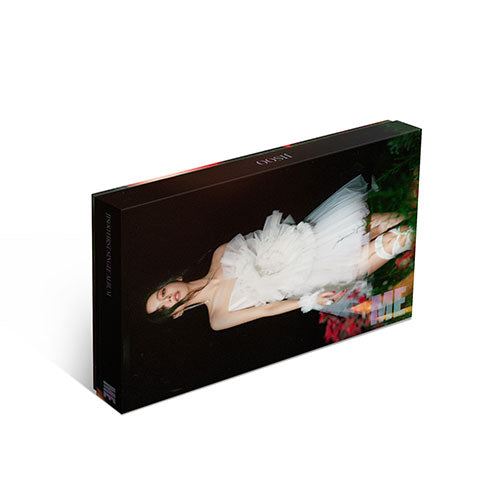 JISOO 1ST SINGLE ALBUM - ME