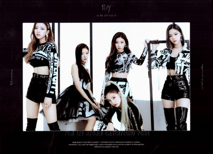 ITZY - IT'Z ME