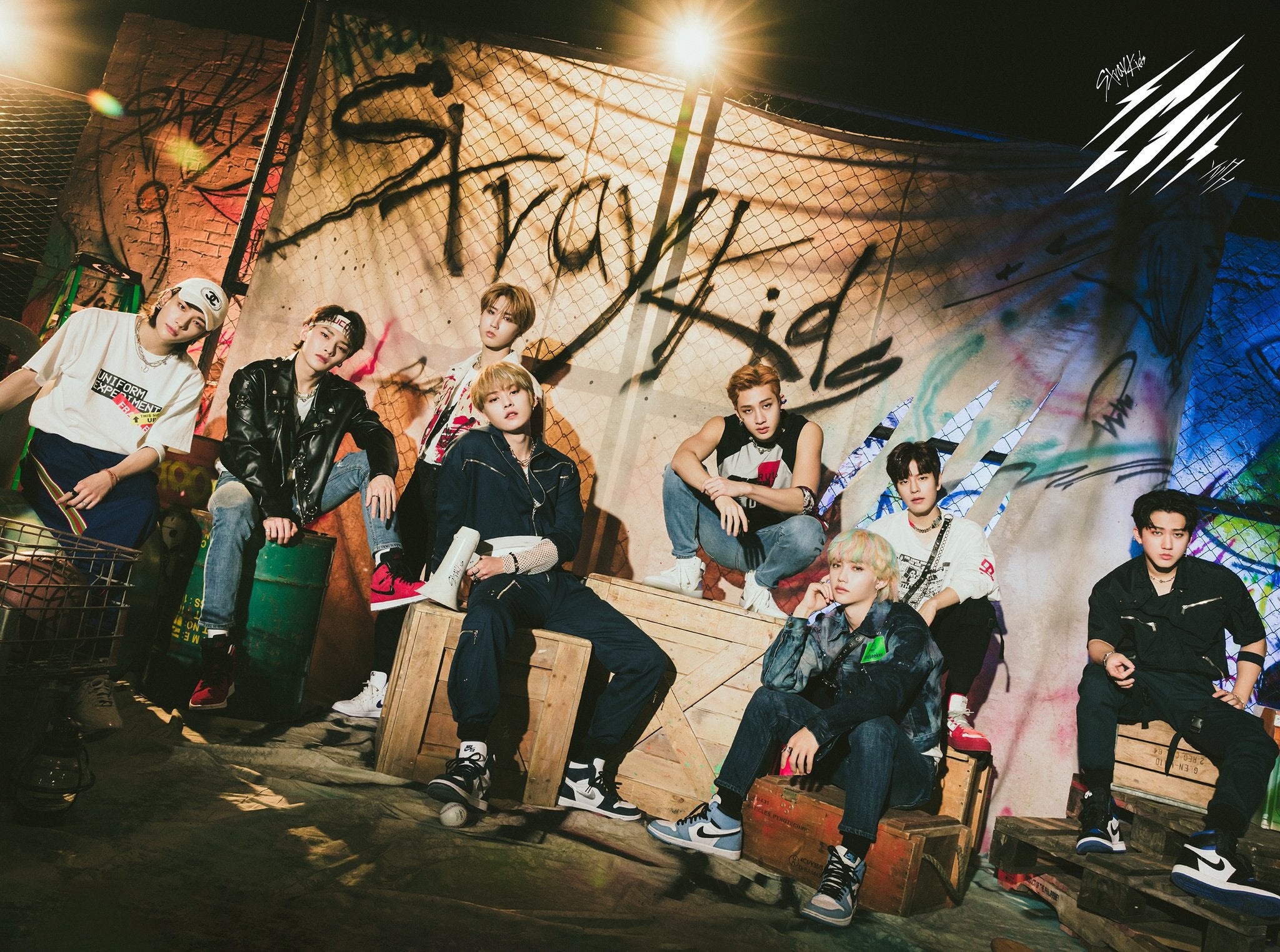 STRAY KIDS JAPAN 2ND SINGLE ALBUM - SCARS / THUNDEROUS (JAPANESE VER.)